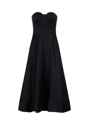 She conquers Dress